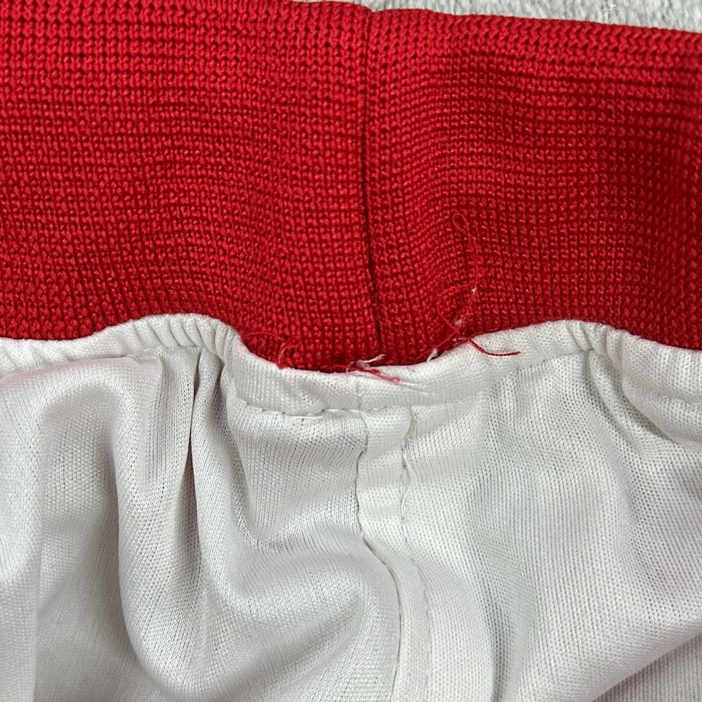 Harlem Globetrotters Basketball Shorts Men M Red White Striped Mesh Star Logo